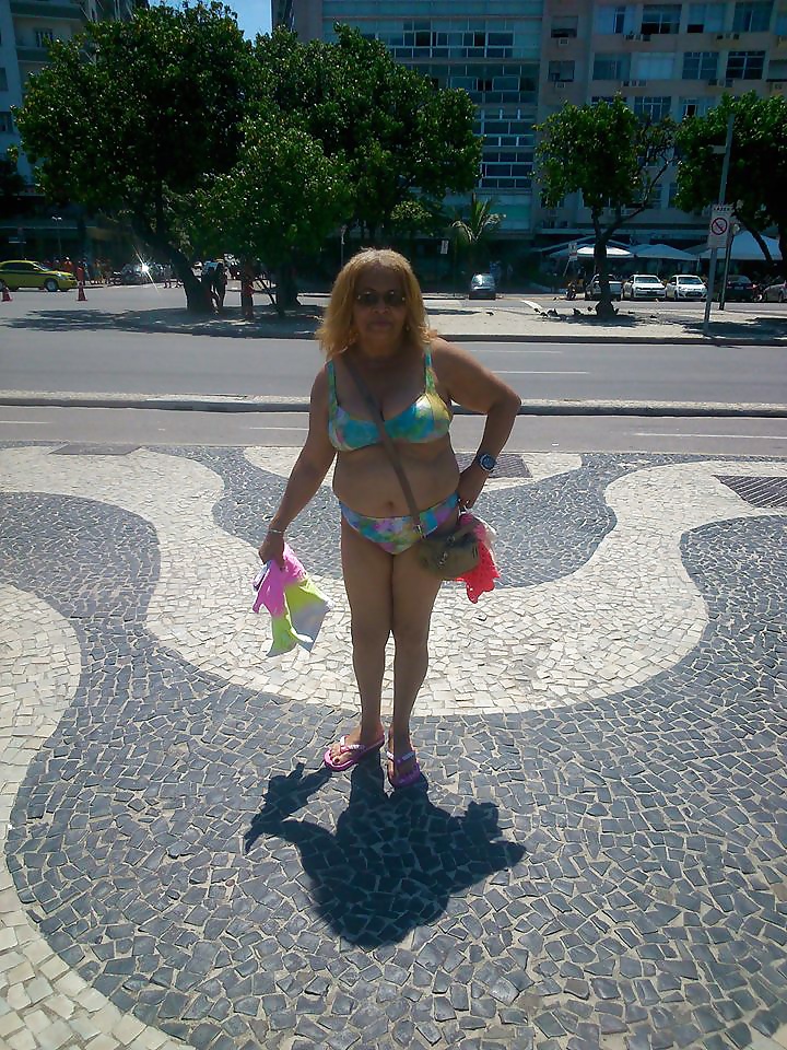 Minha coroa gostosa #41094830