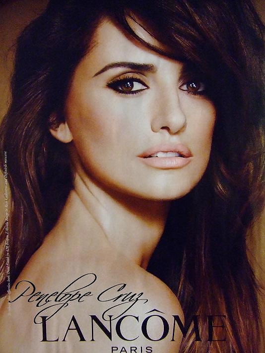 Penelope Cruz Gets Dick Juice #26171025