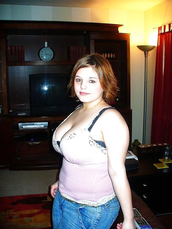 Huge Tits Amateurs Clothed #38735900