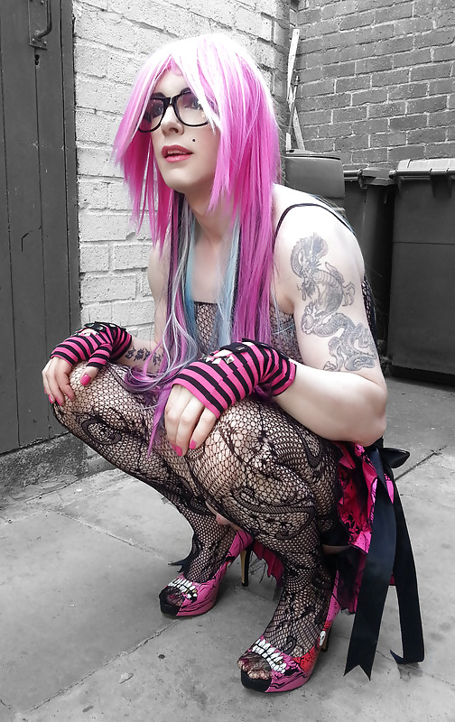 Pretty Kitty Burlesque Emo Style ( Outdoor shoot ) #23567172