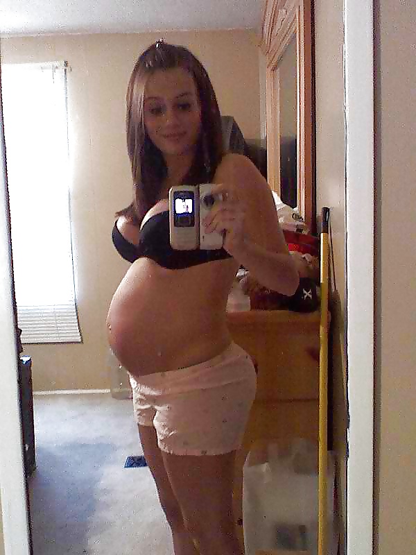 Nackte Schwangere Bauch - Nackten Schwangeren Bauch #30728819