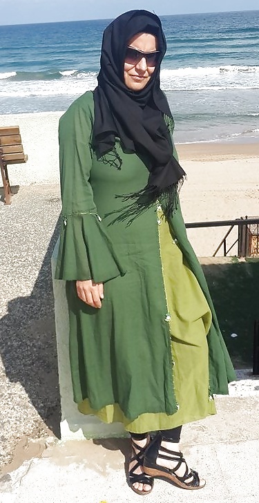 Turbanli turchi hijab arabi
 #31001044