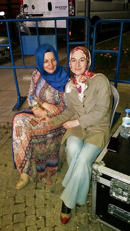 Turbanli turchi hijab arabi
 #31001073