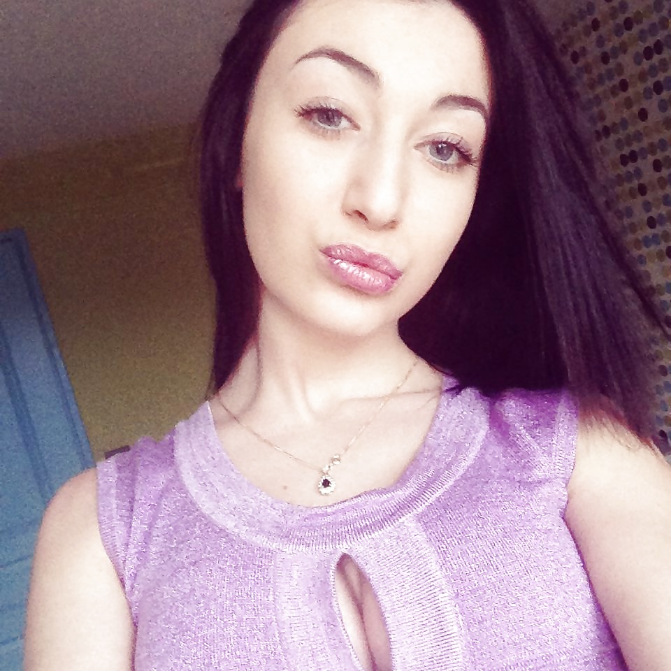 Chloe le peite salope bitch
 #23517073