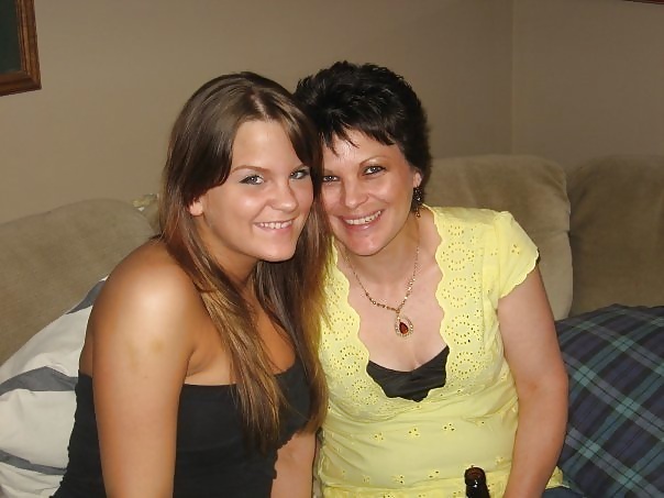 Sharon and her girls