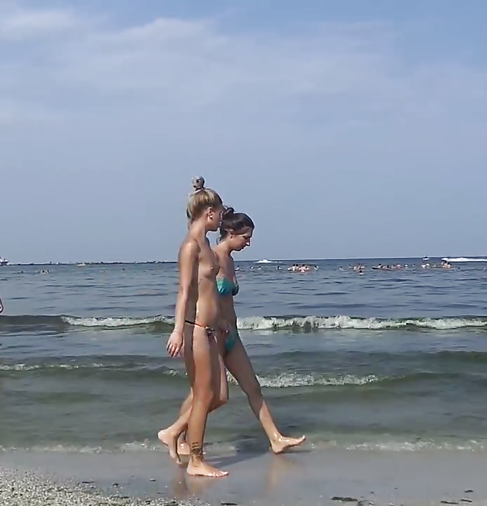 Spion Sommer Topless Sexy Frauen Strand Rumänisch #40545853