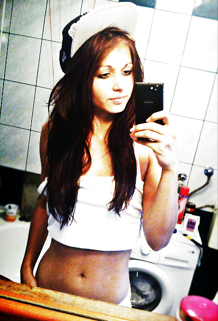 女の子7
 #28712400