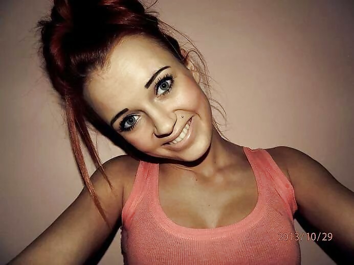 女の子7
 #28712460