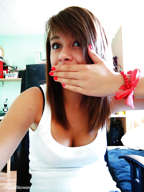 女の子7
 #28712469