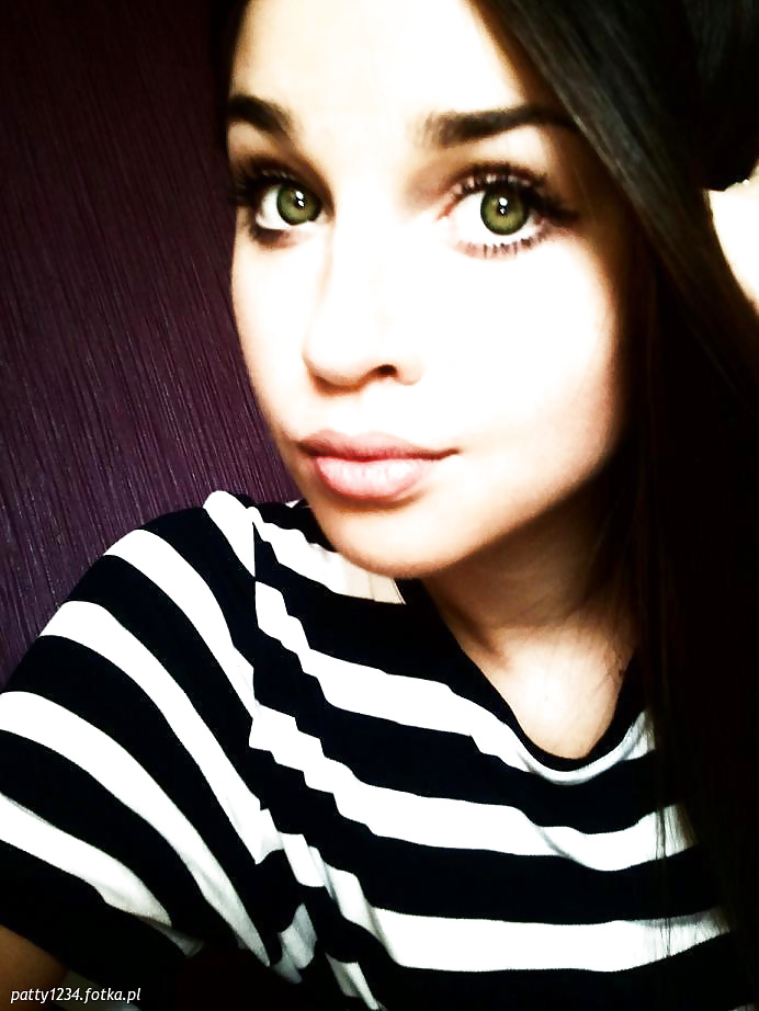 女の子7
 #28712485