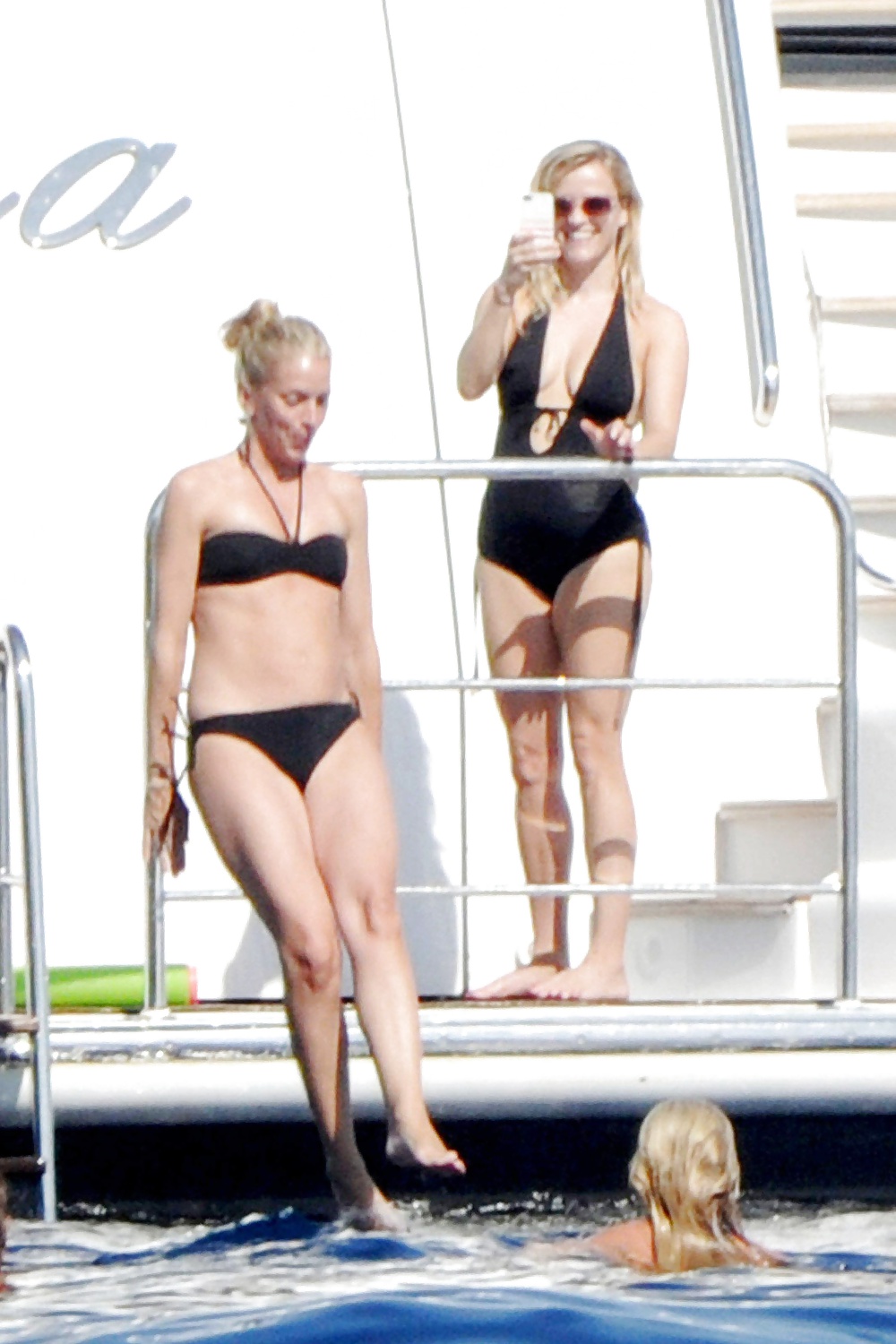 Reese Witherspoon - wearing a swimsuit #30570819