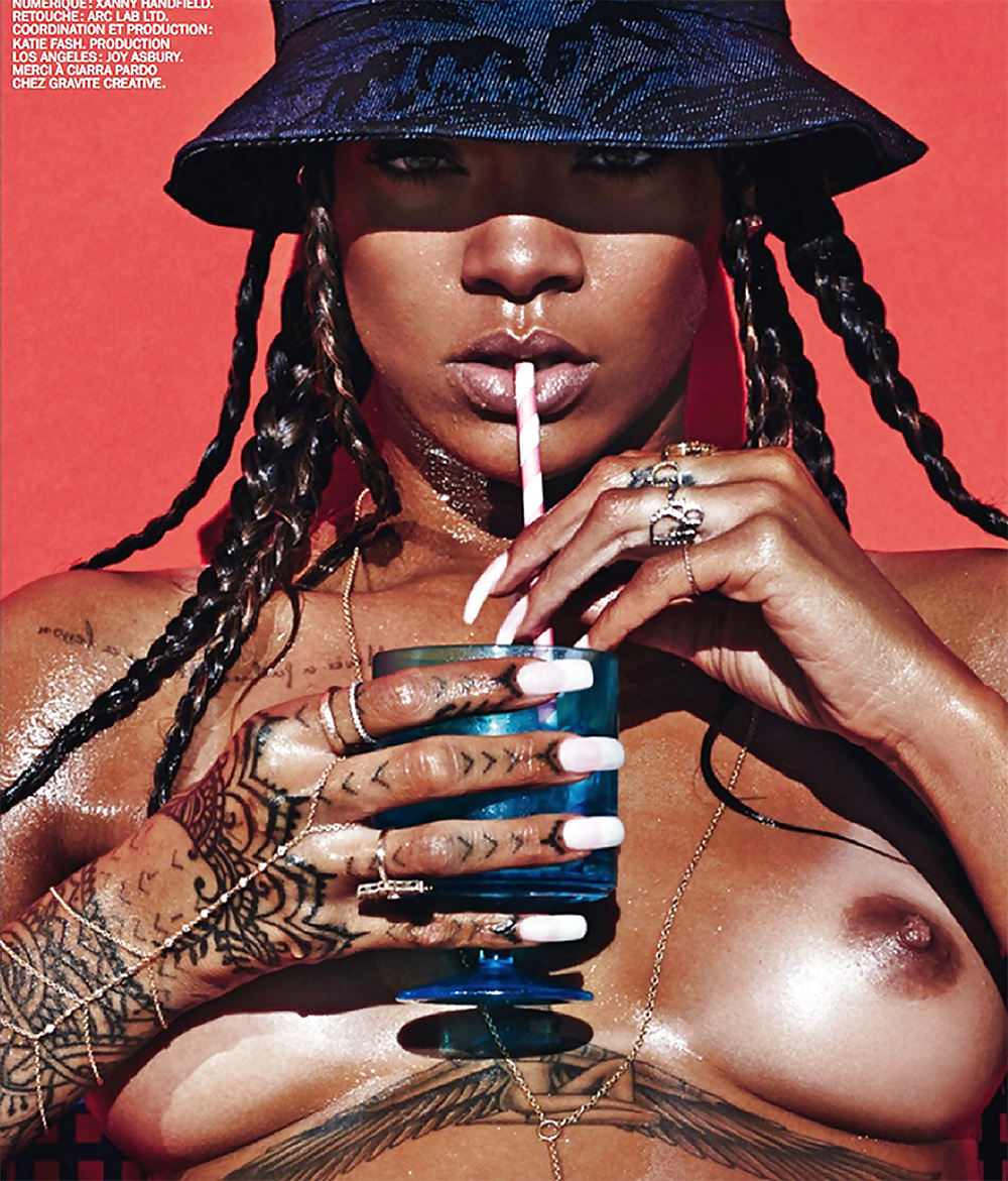 RIHANNA Naked in Lui Magazine HOT #28468186