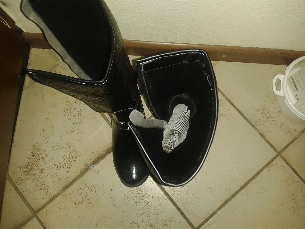 ママの新しい覗き窓
 #23344884