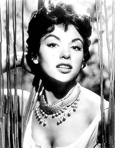 Vorrei averla scopata allora----rita moreno
 #32207199