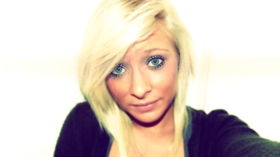 Blond Verfickte Hure #31375471