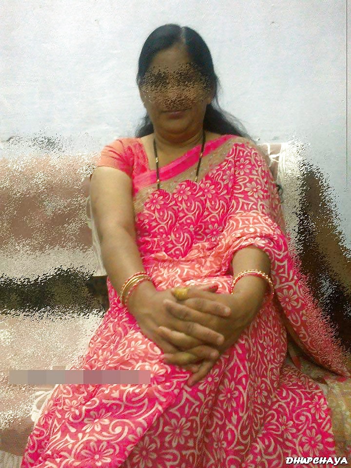 Desi Manisha Aunty Supprimer Saree Et Son Oncle Exposer #35510938