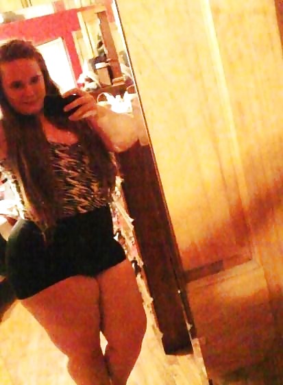 Dick Babe Randie Zeigt Ihre Wunderschönen Hintern Weg #23829861