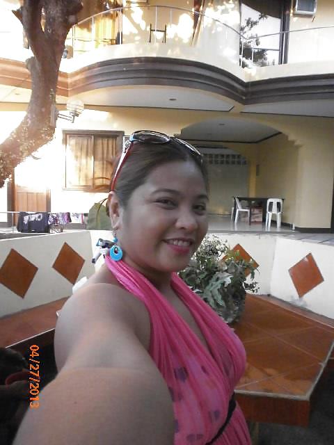 Pinay mom milf ( rebecca kettie roa ) sobrang nakakalibog
 #23013863