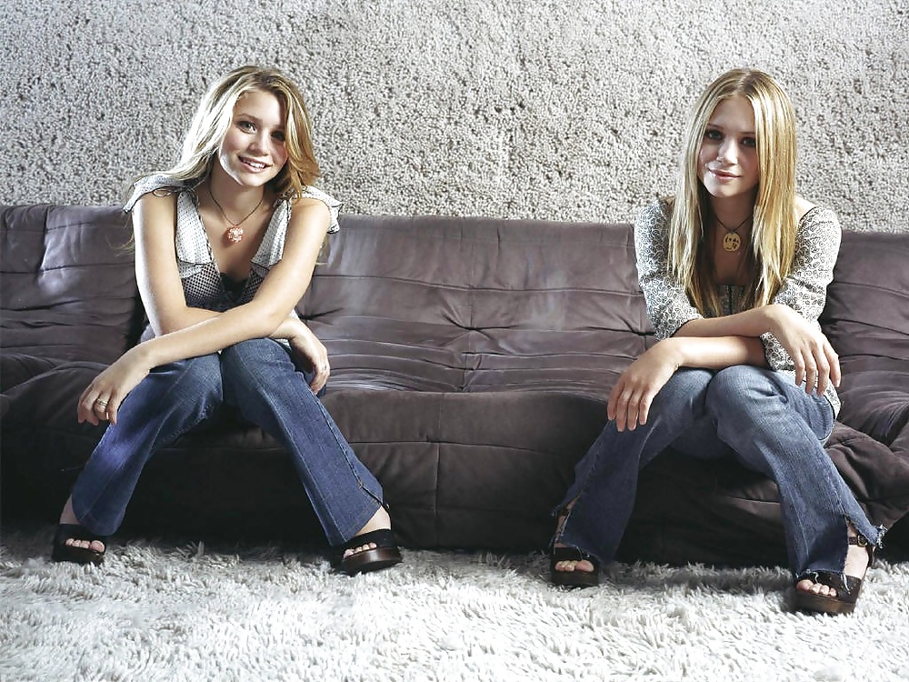 Mary Kate and Ashley and Olsen Twins Part 3 #32161896
