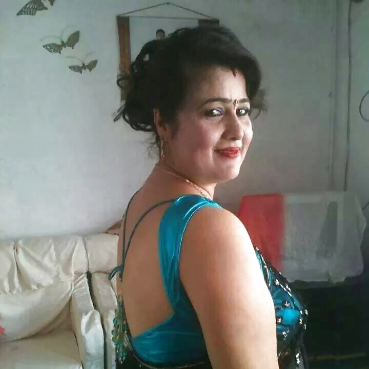 Mamans Matures Nepali Sont Soo Baisable #40016768