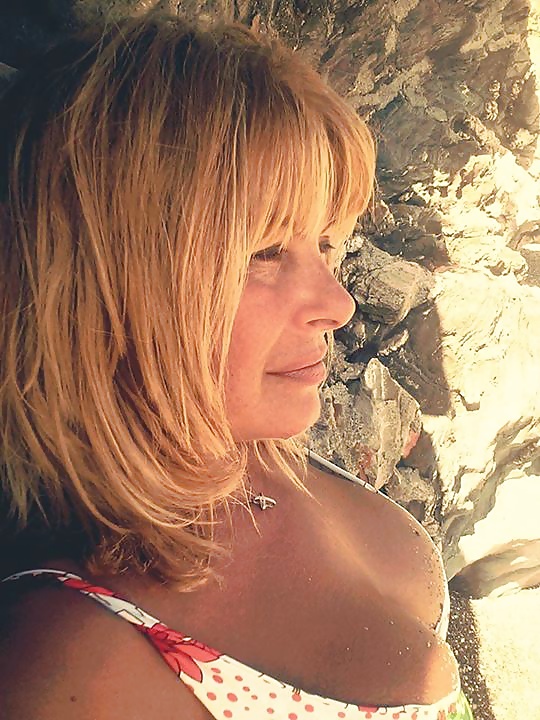 Busty Milf on Holiday #30153260