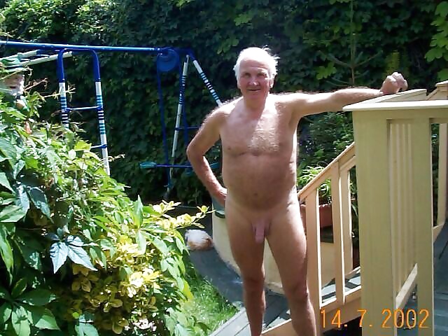 Hombres mayores desnudos 34.
 #26538290
