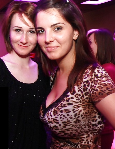 Vollbusige Partygirls Aus Den Clubs 002 #40490511