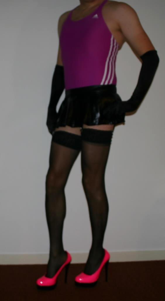 Hmmm love to crossdress in spandex, lycra and swimsuit #30799984