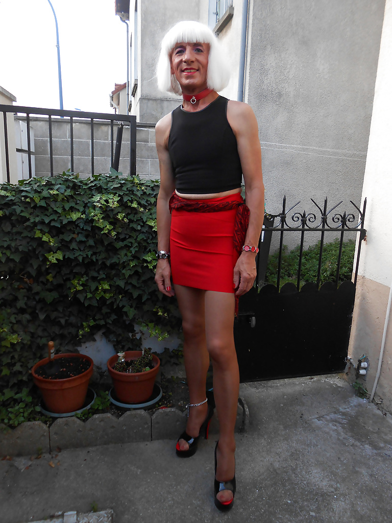 Une petite salope trav
 #39557738