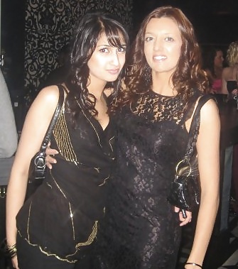 British Indian Model - AND HER MUM! -FOR COMMENTS #30100620