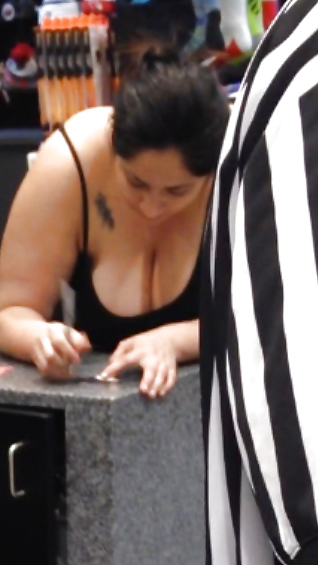 Candid Downblouse  Fat Tanktop Cleavage #31966895