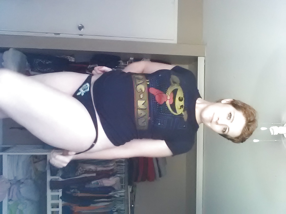 セクシーな小さなオタク
 #37243659