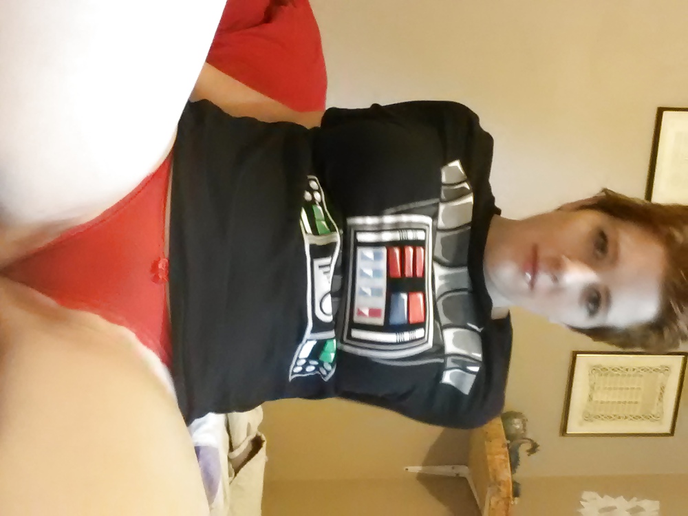 セクシーな小さなオタク
 #37243678