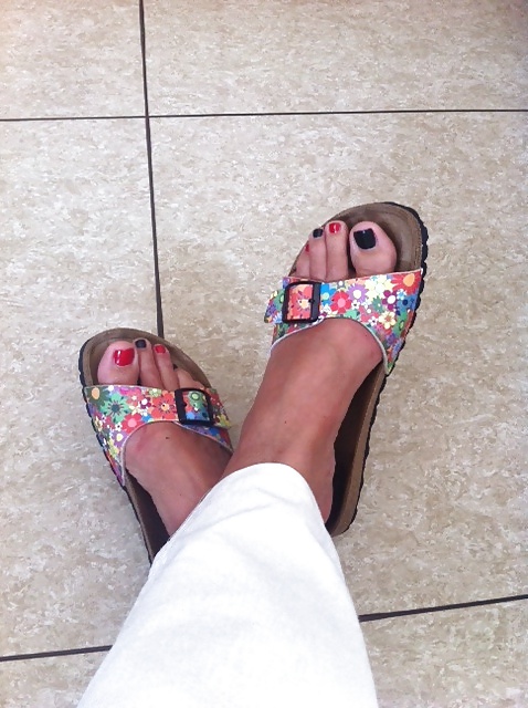 Different colors on the same cute feet #39303893