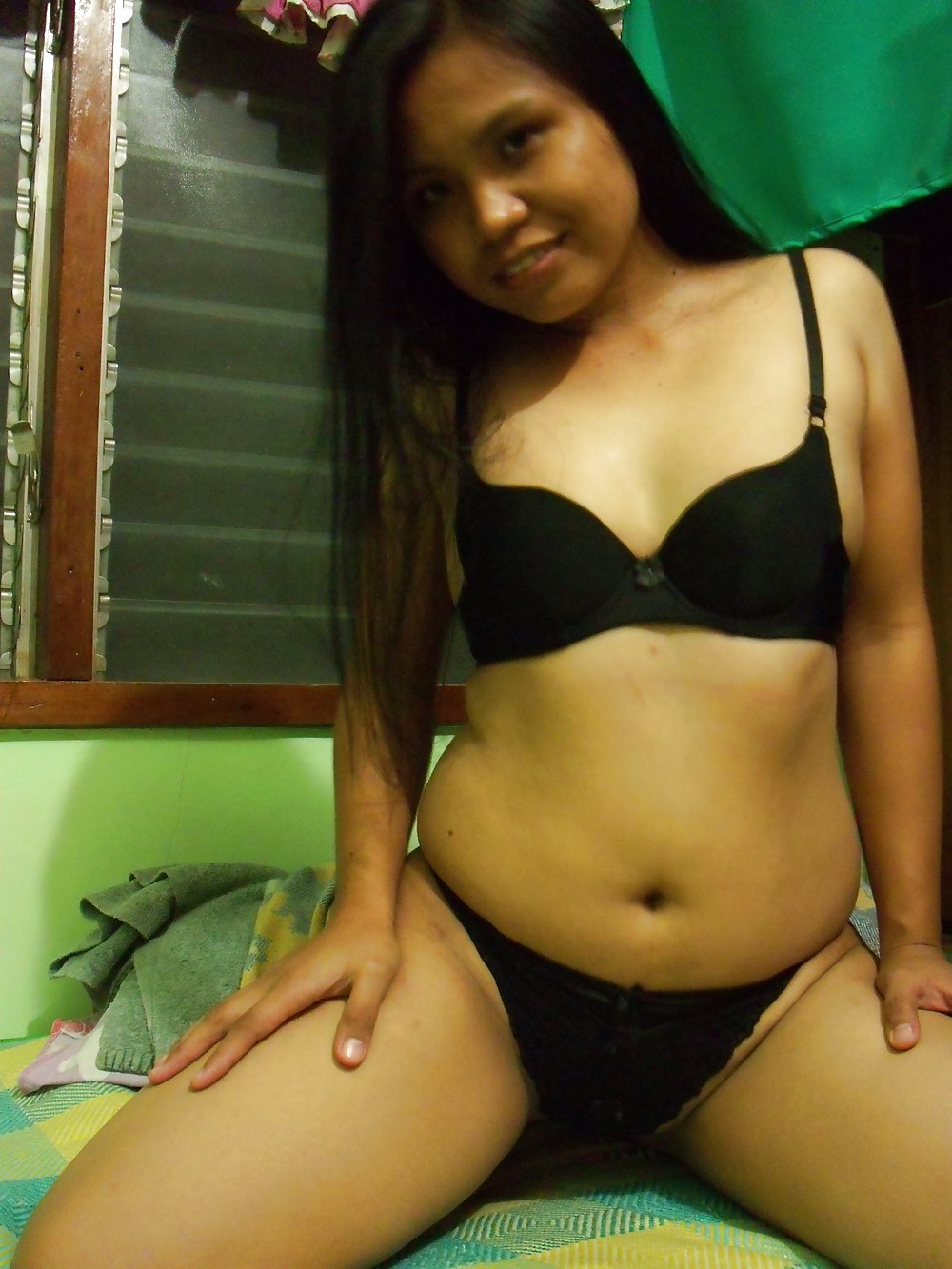 Her name is Ivy she is Filipino met her online  #24790908