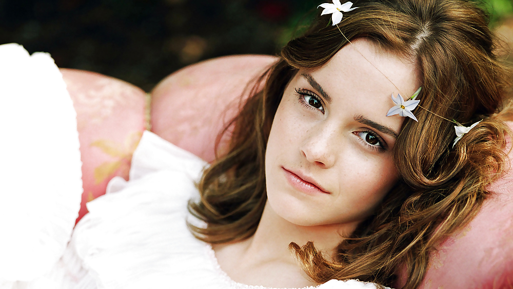 ¡Emma watson smokin wallpapers!
 #24620748