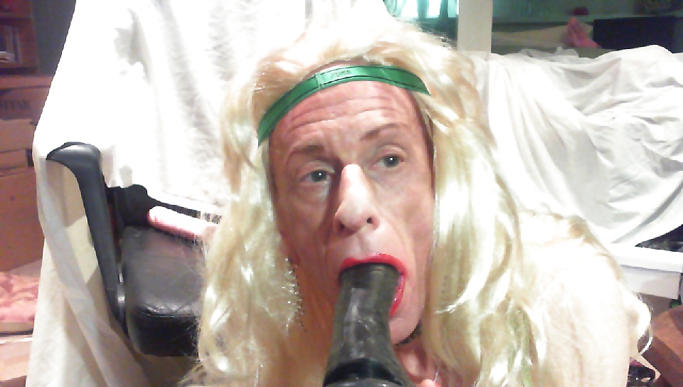 SISSY FAGGOT WHORE JENNA LIPSTICK PRACTICE #26709024