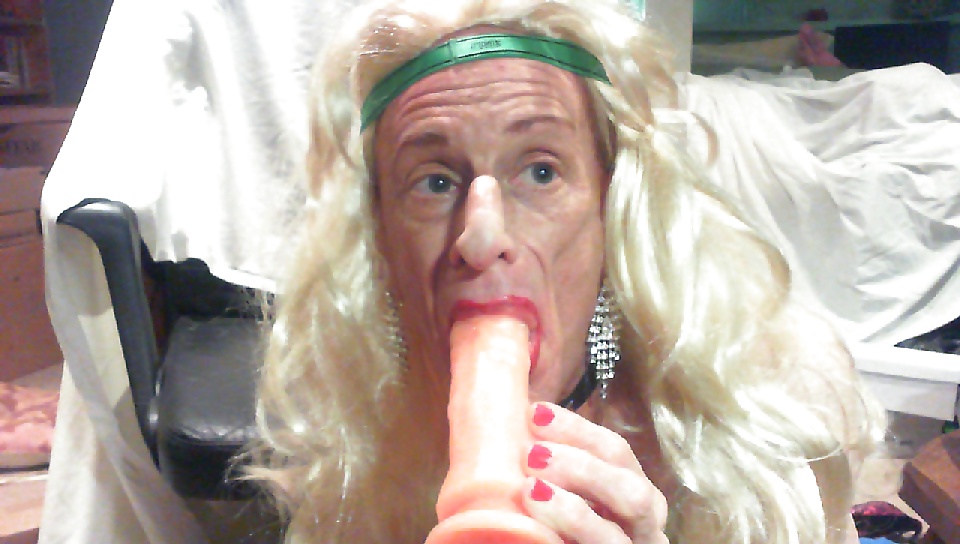 SISSY FAGGOT WHORE JENNA LIPSTICK PRACTICE #26709061