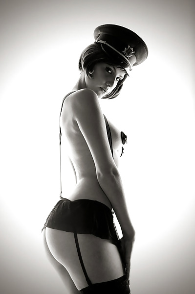 Kinky, weird or bizarre sex pics in Black & White 2 #30852953