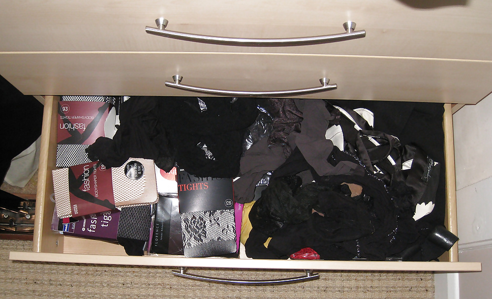 Moms pantyhose drawer #29292819