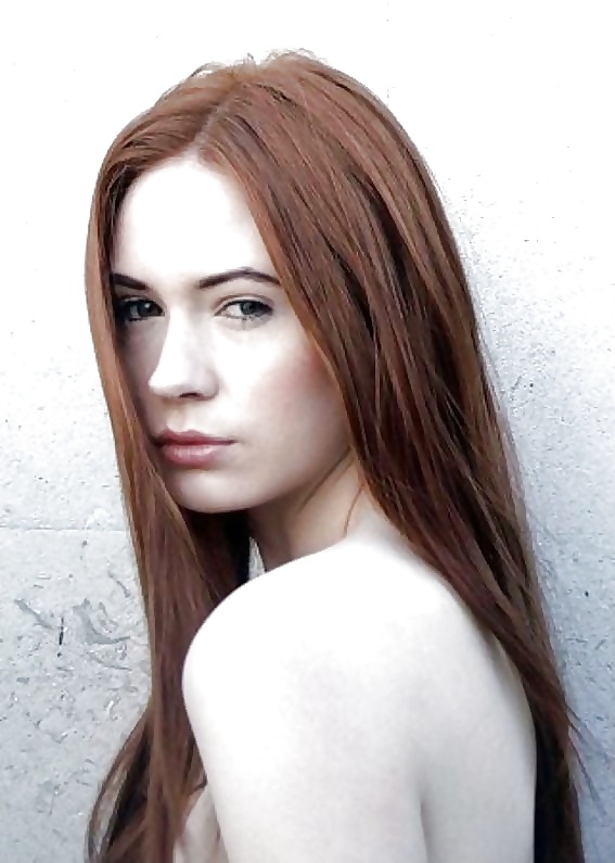 Karen gillan
 #41118870