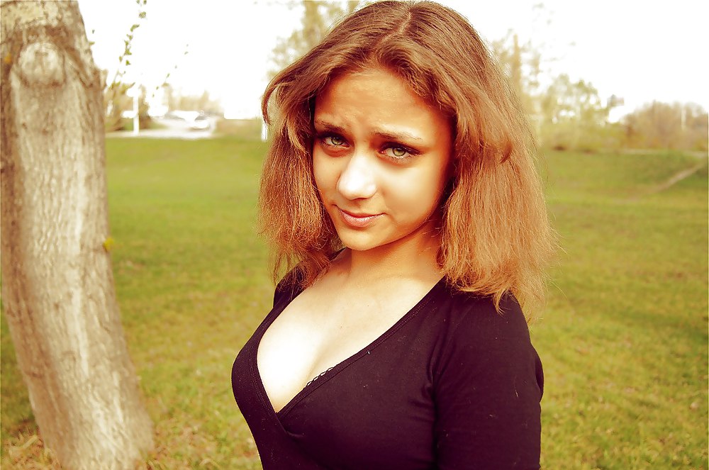 マリア
 #23729119