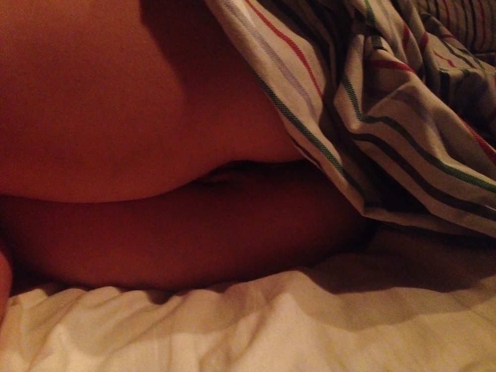 Mi hermana jane desnuda en la cama
 #30156074