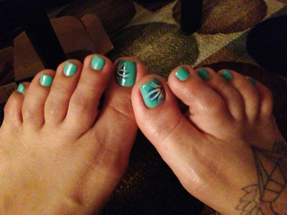 Exotic Asian Toes In Sandals #25709061
