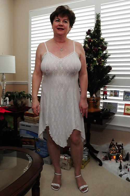 Christmas wives  #39530542