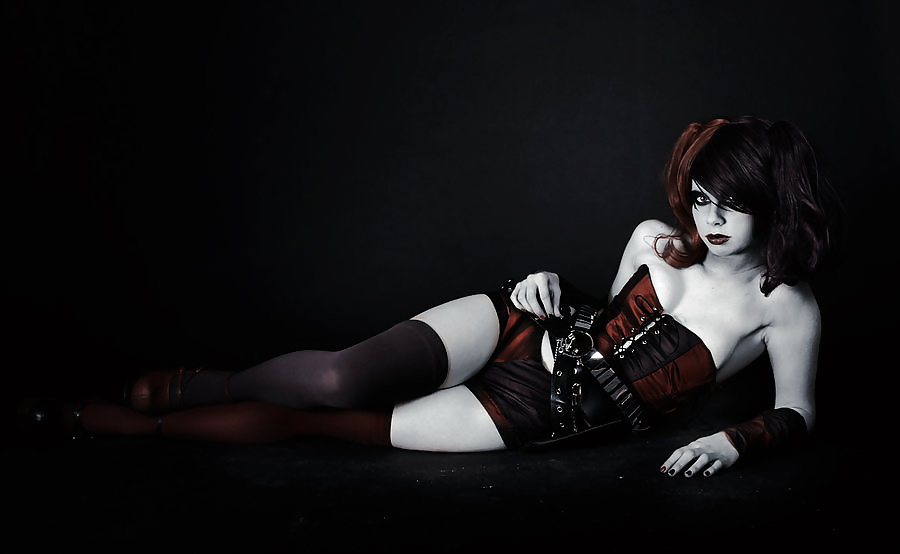 Harley Quinn Cosplay #24430774