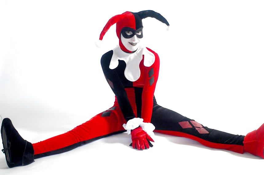 Harley Quinn Cosplay #24430777