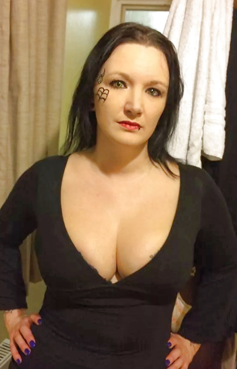 セクシーな服装 (9)
 #39161050