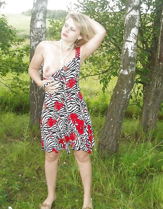 Chica de la ciudad de Saratov
 #26407692