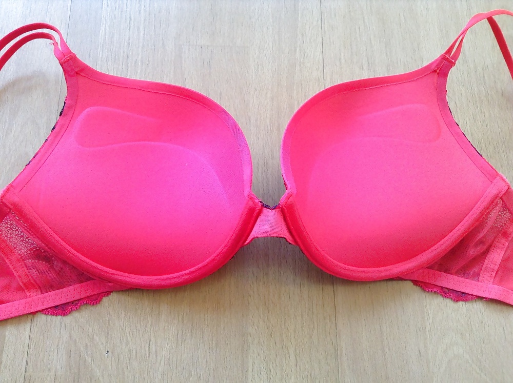 Red Lace Padded Pushup Bra #40120929